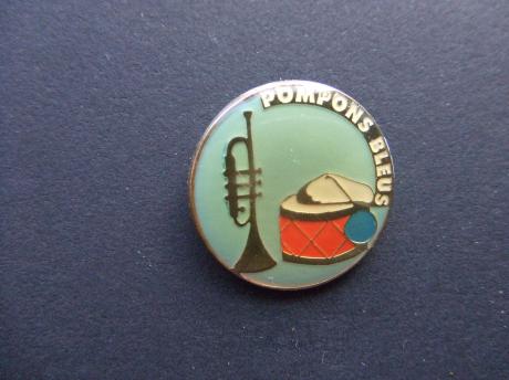 Muziekkorps trommel en trompet